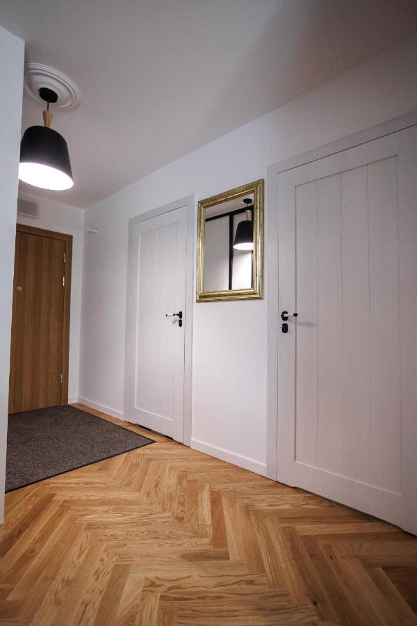 Art Apartamenty II Basen & Spa W Centrum Z Balkonem, Faktura Vat Lublin Exteriör bild